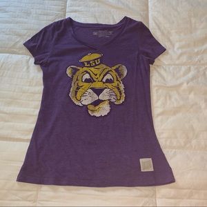 LSU v neck T-shirt